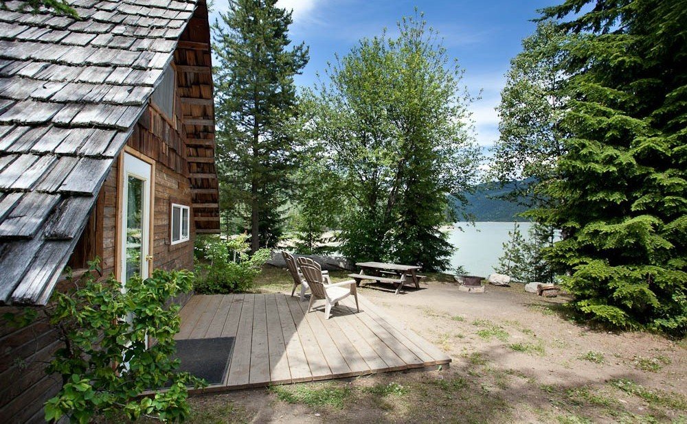 Camping Kinbasket Lake Resort